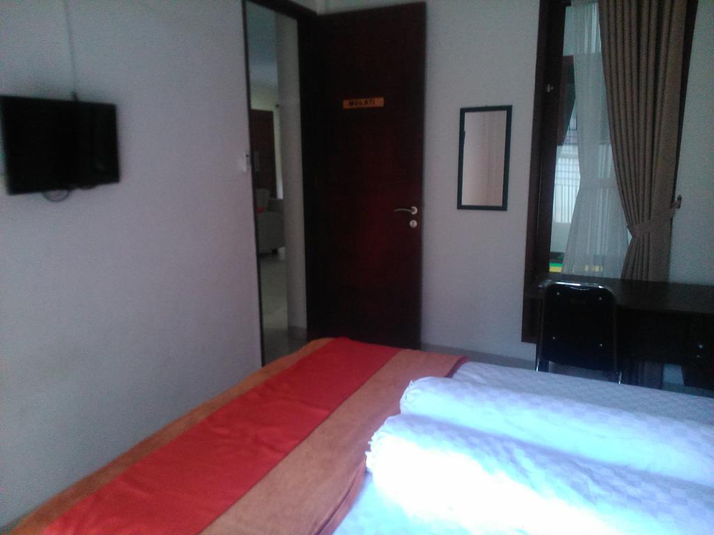 Rumah Sarwestri Bandung Zimmer foto