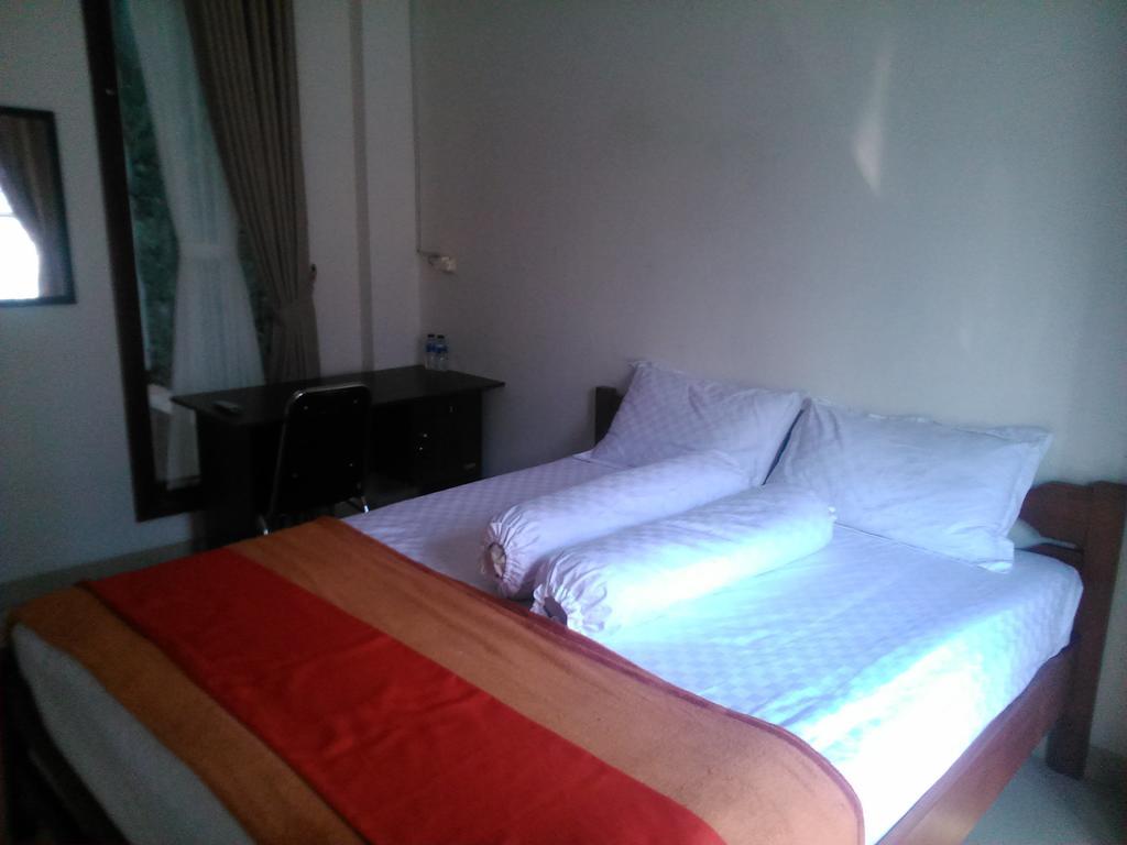 Rumah Sarwestri Bandung Zimmer foto