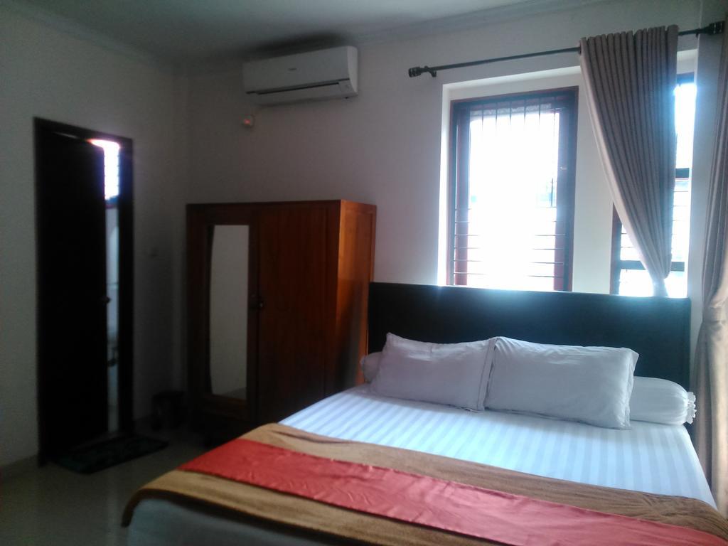 Rumah Sarwestri Bandung Zimmer foto