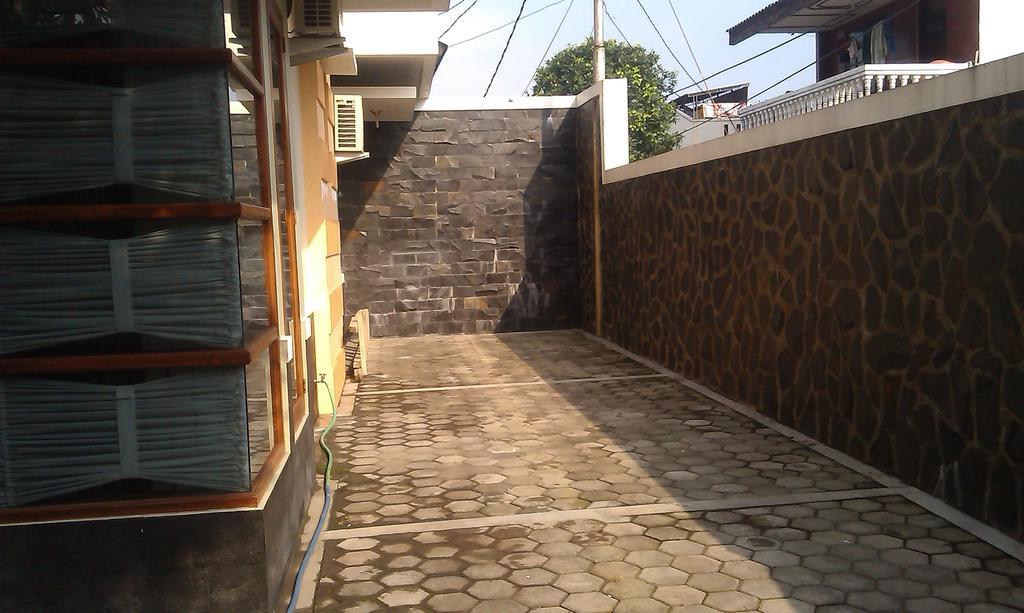 Rumah Sarwestri Bandung Exterior foto