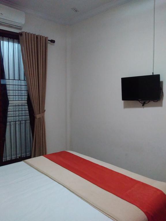 Rumah Sarwestri Bandung Exterior foto