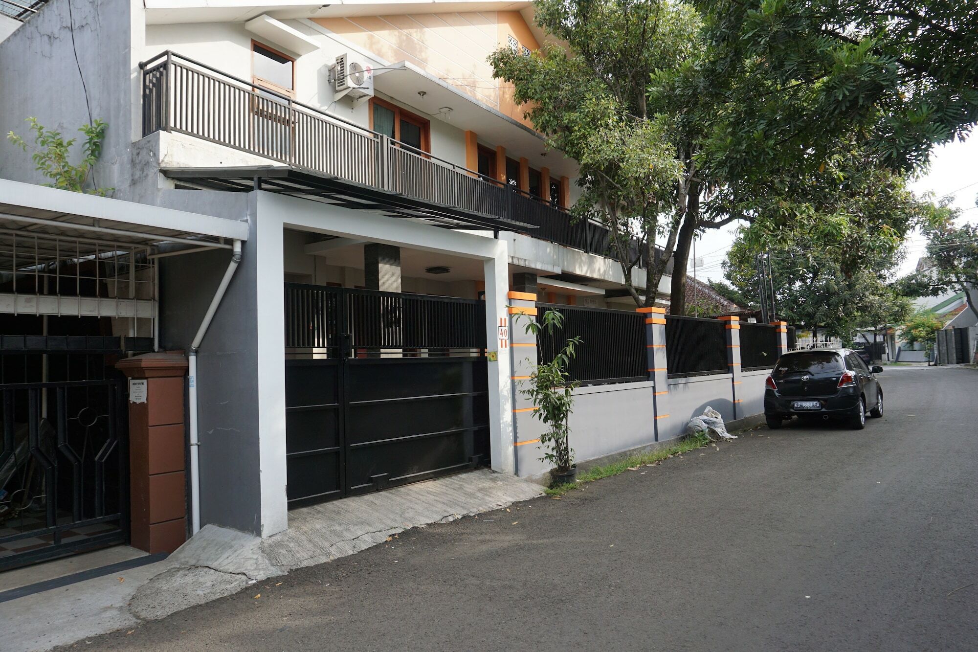 Rumah Sarwestri Bandung Exterior foto